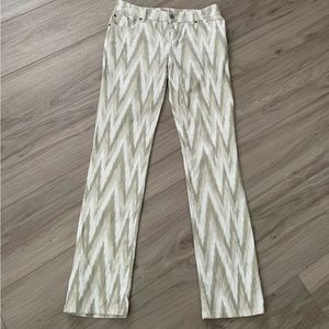 Chico’s Platinum Denim Pants (Size 00)